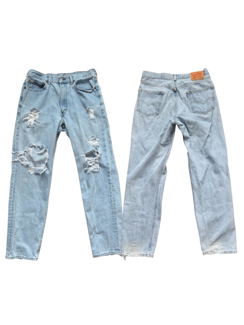 Distressed Light Blue Levi 550 Jeans